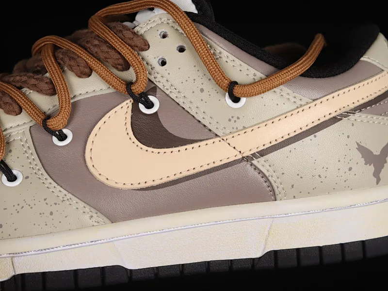 All Categories Nk SB Dunk Series Nk SB Dunk Low Low-top Sneakers Nk Dunk Low Desert Wasteland Panda Prank Customized version of deconstructed strap casual sneakers DD1391-100
